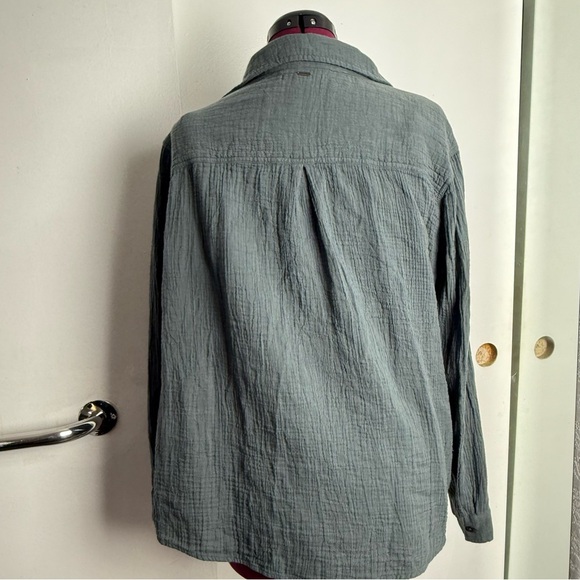 Dark Gray Button-Up Shirt - Picture 5 of 8